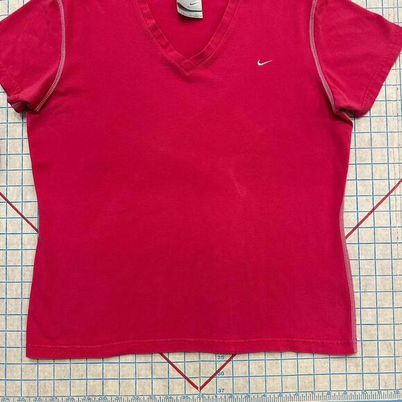 Vintage Nike Shirt XL Pink Short Sleeve V Neck Swoosh Embroidered Y2K - Picture 6 of 14